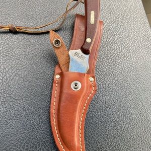 Schrade vintage knife with Sheath